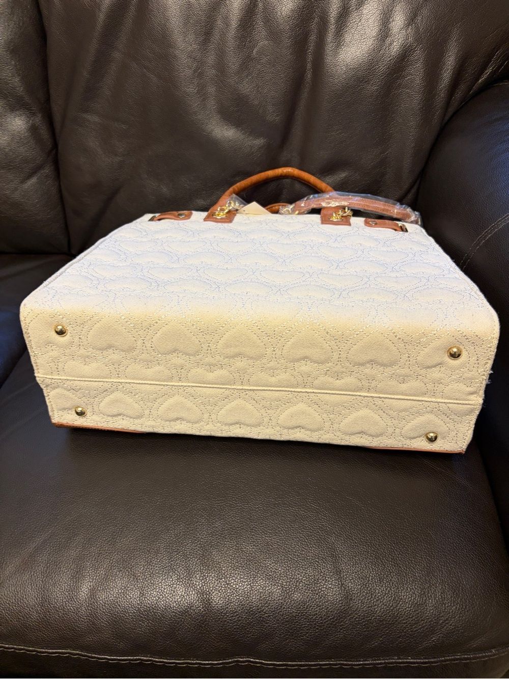 Authentic Betsey Johnson "XOKIARA" Quilted Heart Tote Bag - Picture 3 of 10